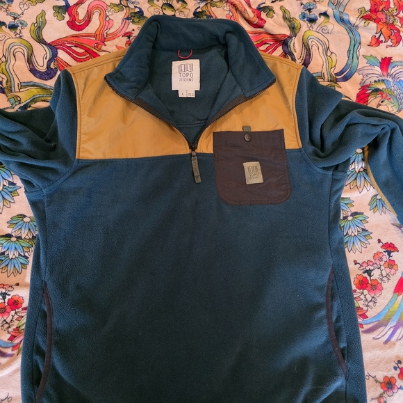Topo Designs Large Pullover - Picture 5 of 11